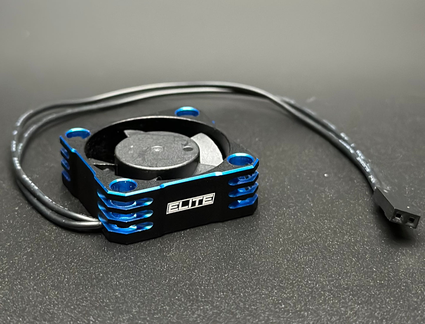 ELITE ALUMINUM 30X30MM FAN BLUE/BLACK